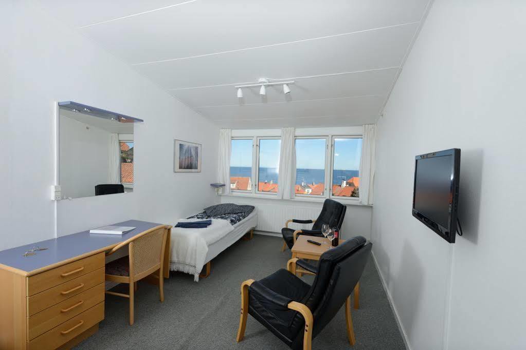 Hotel Hotel Gudhjem 3*